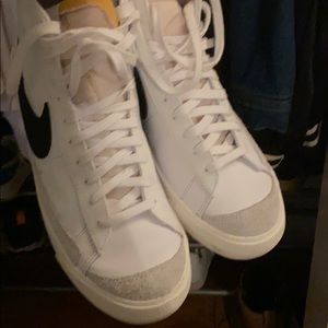 Nike blazer 8/10 condition men’s 9.5
